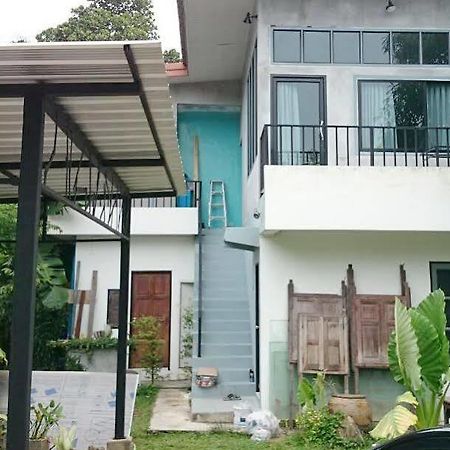 Aree Studio Guesthouse2 Bang Tao Beach  Eksteriør billede
